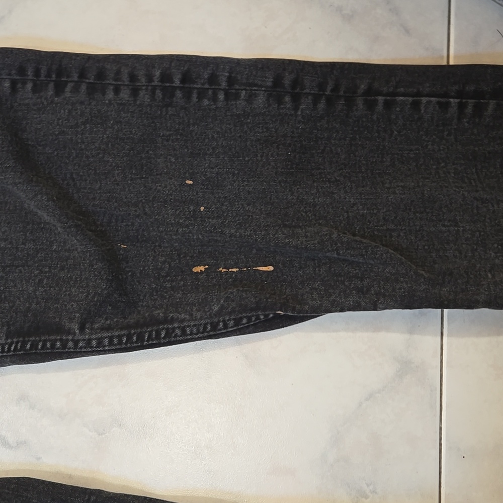 Men's DKNY Jeans - Picture 6 of 15
